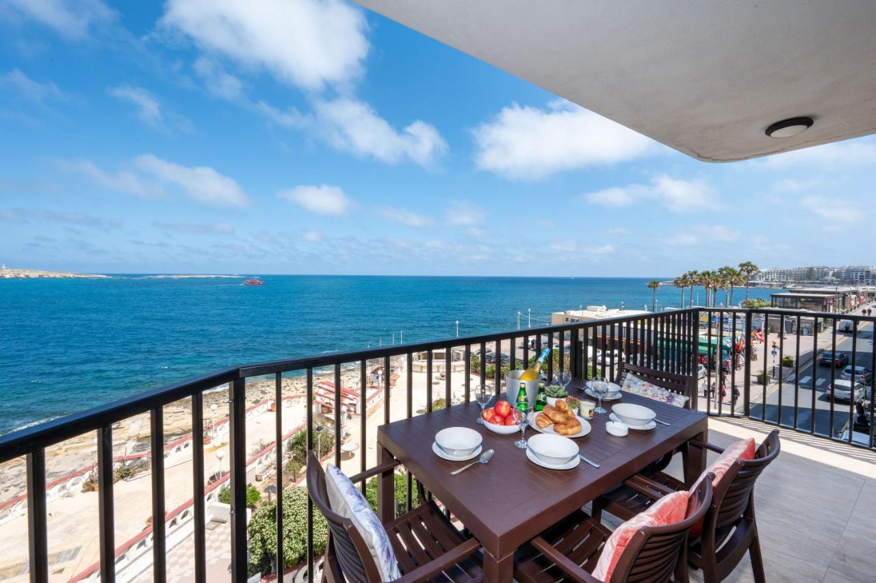 Islet Promenade Seafront Apartment With Large Corner Terrace By Getawaysmalta Σεντ Πόλς Μπέι Εξωτερικό φωτογραφία